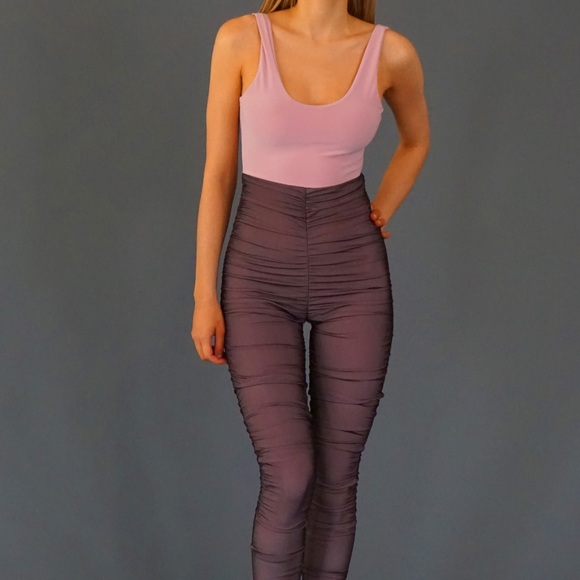 COPY - Kim Kardashian inspired sexy pink ruched jumpsuit - Picture 4 of 4